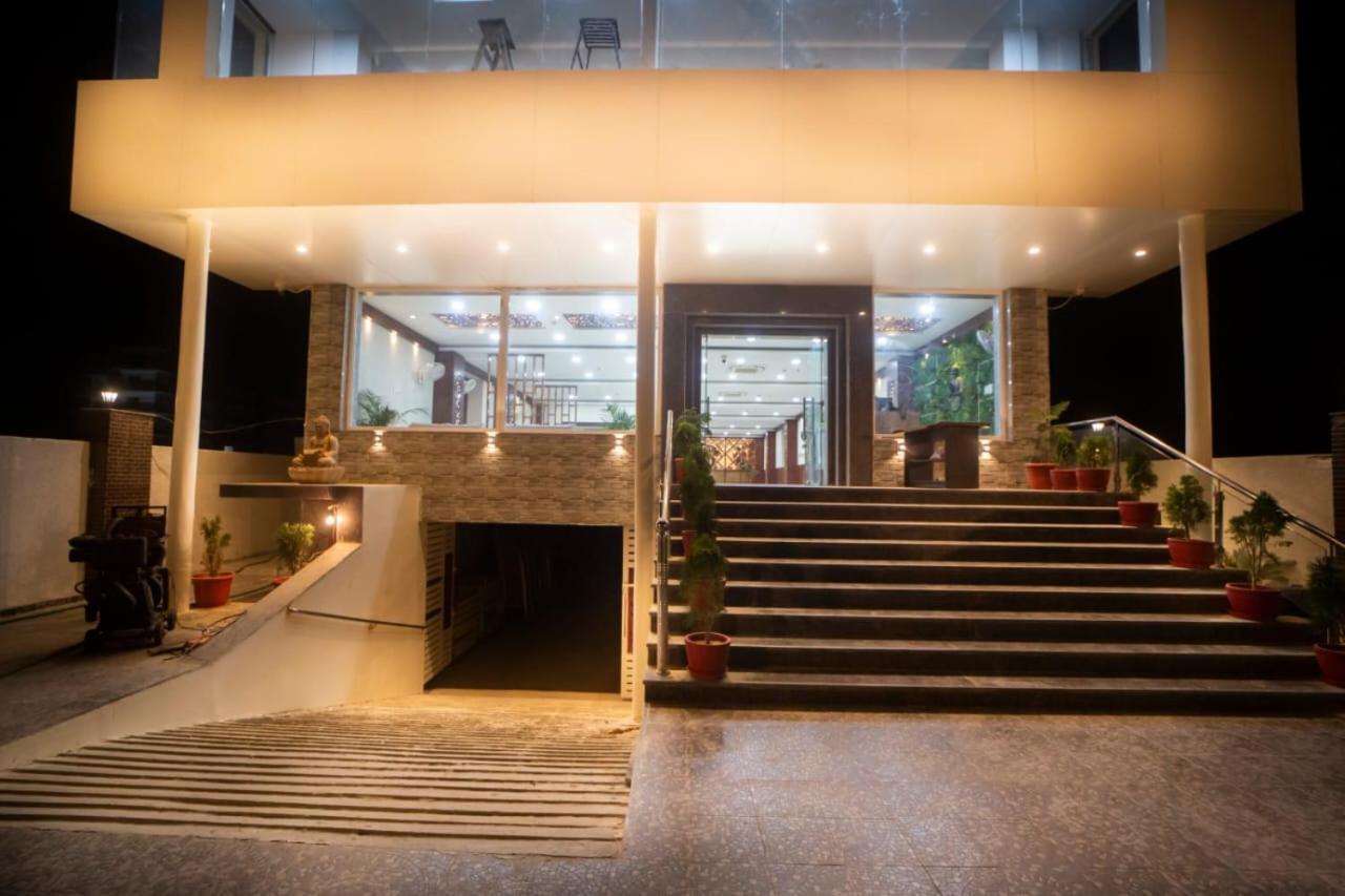The Pearl Hotel