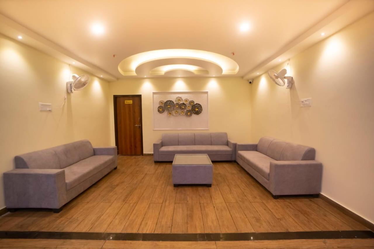 Hotel The Pearl 3*