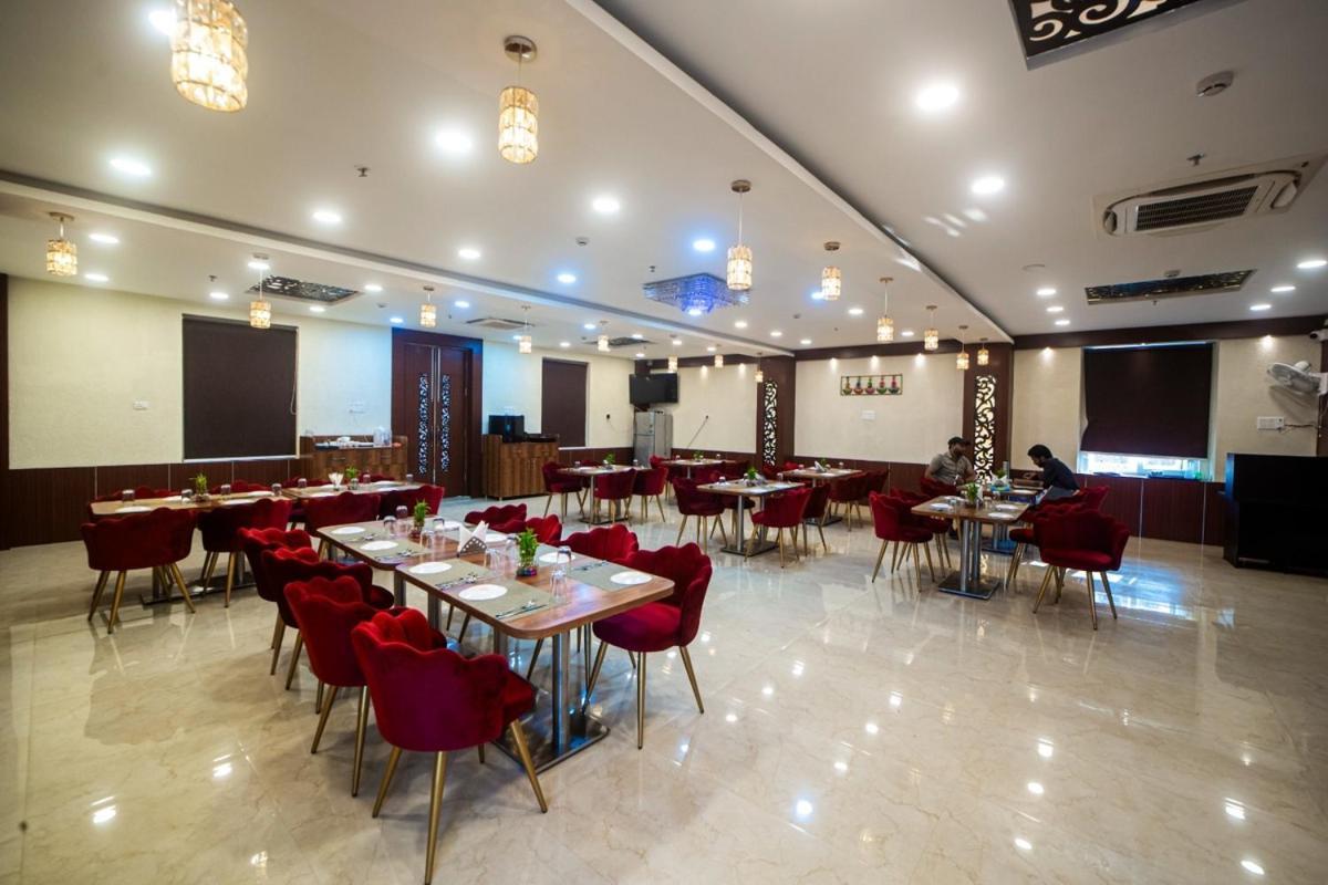 Hotel The Pearl Varanasi
