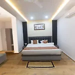 Hotel The Pearl